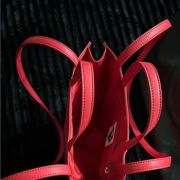 Telfar Bold Red Tote Bag - Picture 3 of 3